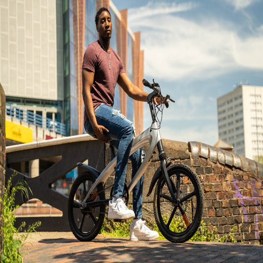 cruzaa-e-bike-built-in-speakers-bluetooth